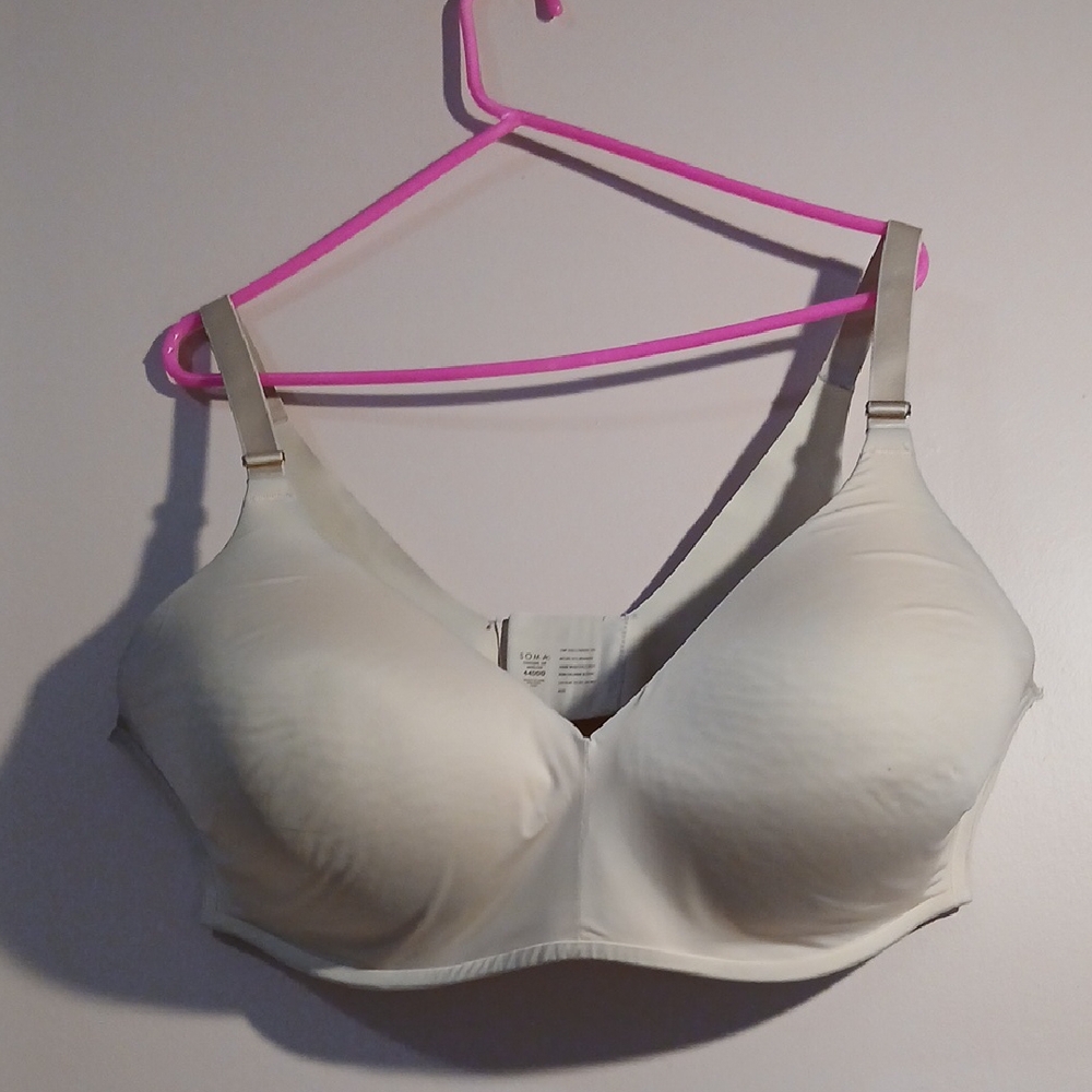 Soma Cream T-Shirt Bra with Seamless Molded Cups